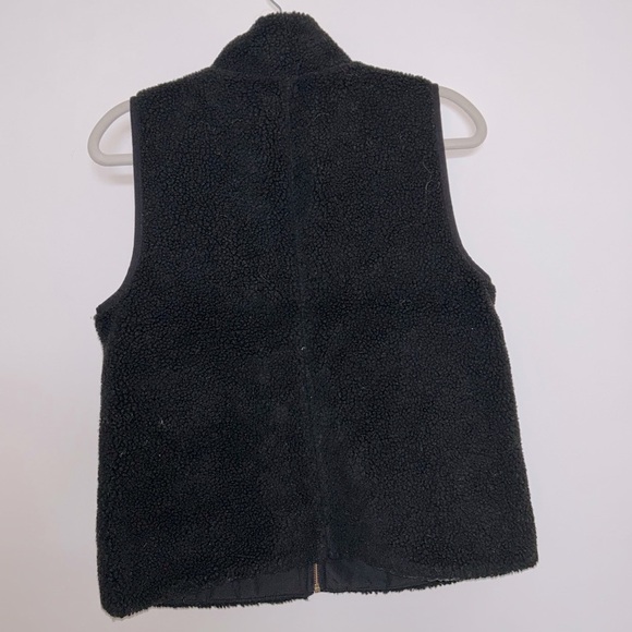 J Crew Mercantile Sherpa Vest - Picture 2 of 5